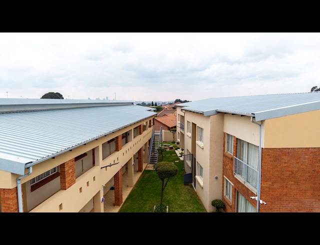 4,100M² BUSINESS FOR SALE IN ORMONDE
